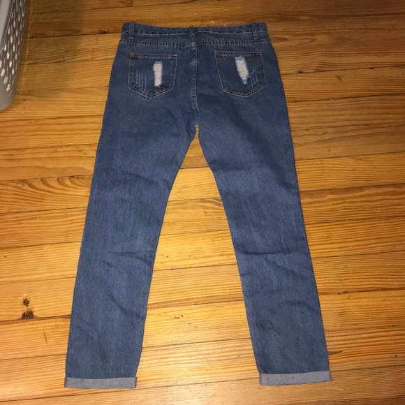 High waisted, ripped boyfriend jeans - Picture 2 of 2